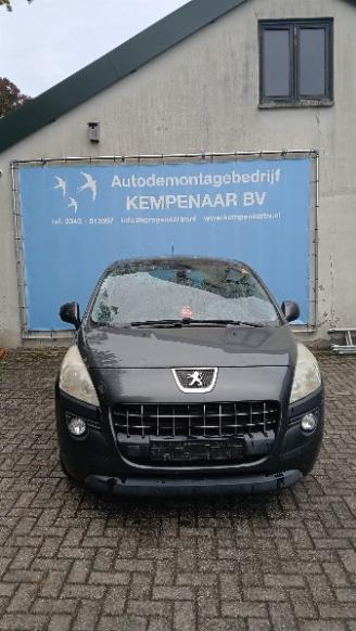 krockskadad bil auto Peugeot 3008 3008 I (0U/HU) MPV 2.0 HDiF 16V, BlueHDi 150 16V (DW10CTED4.FAP(RHE)) =
[110kW]  (06-2009/08-2016) 2011