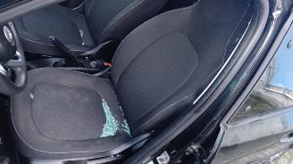 Smart Forfour Forfour (453) Hatchback 5-drs 0.9 TCE 12V (M281.910) [66kW]  (09-2014/=
=2E..) picture 4