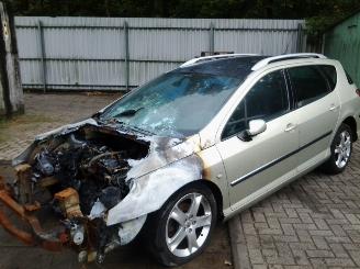 Peugeot 407 SW 2.0 16V HDI picture 4