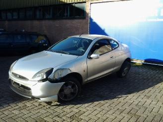 Ford Puma Coupe 1.4 16V picture 3