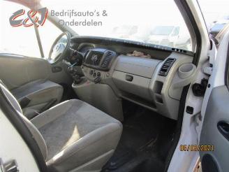 Opel Vivaro Vivaro, Bus, 2000 / 2014 2.5 DTI 16V picture 8
