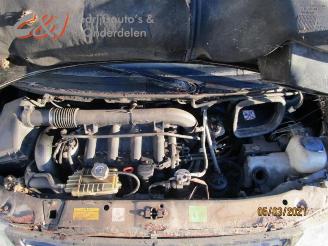 Mercedes Vito V (638.2), Bus, 1996 / 2003 V-220 2.2 CDI 16V picture 9