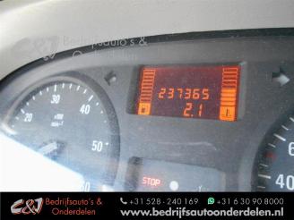 Opel Vivaro Vivaro, Bus, 2000 / 2014 2.5 DTI 16V picture 10