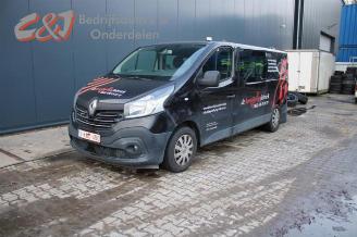 Damaged car Renault Trafic Trafic (1FL/2FL/3FL/4FL), Van, 2014 1.6 dCi 140 Twin Turbo 2015/3