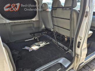 Renault Trafic Trafic New (FL), Van, 2001 / 2014 2.5 dCi 16V 135 picture 12