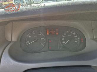 Renault Trafic Trafic New (FL), Van, 2001 / 2014 2.5 dCi 16V 135 picture 19