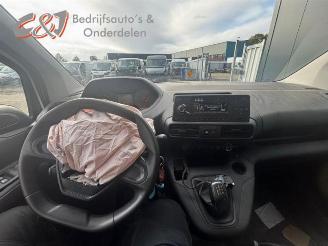Peugeot Partner Partner (EA//EF/EN/EU), Van, 2018 1.5 BlueHDi 100 picture 24
