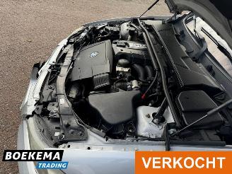 BMW 3-serie 320i Aut. Facelift Navi Leder Clima Cruise Business Line Style picture 11