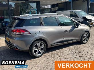 Renault Clio Estate 1.5 dCi ECO Authentique R-Link Navigatie Airco Cruise picture 2
