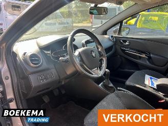 Renault Clio Estate 1.5 dCi ECO Authentique R-Link Navigatie Airco Cruise picture 6