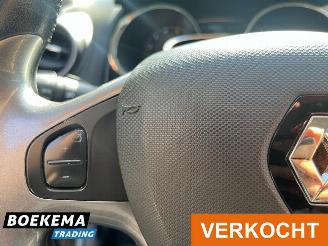 Renault Clio Estate 1.5 dCi ECO Authentique R-Link Navigatie Airco Cruise picture 19