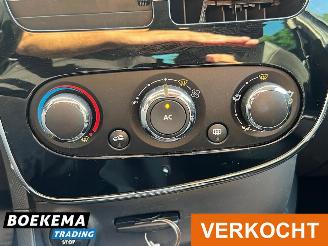 Renault Clio Estate 1.5 dCi ECO Authentique R-Link Navigatie Airco Cruise picture 18