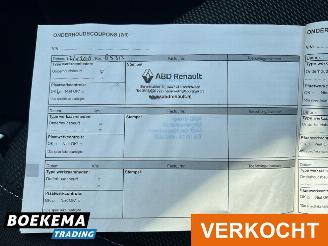 Renault Clio Estate 1.5 dCi ECO Authentique R-Link Navigatie Airco Cruise picture 23