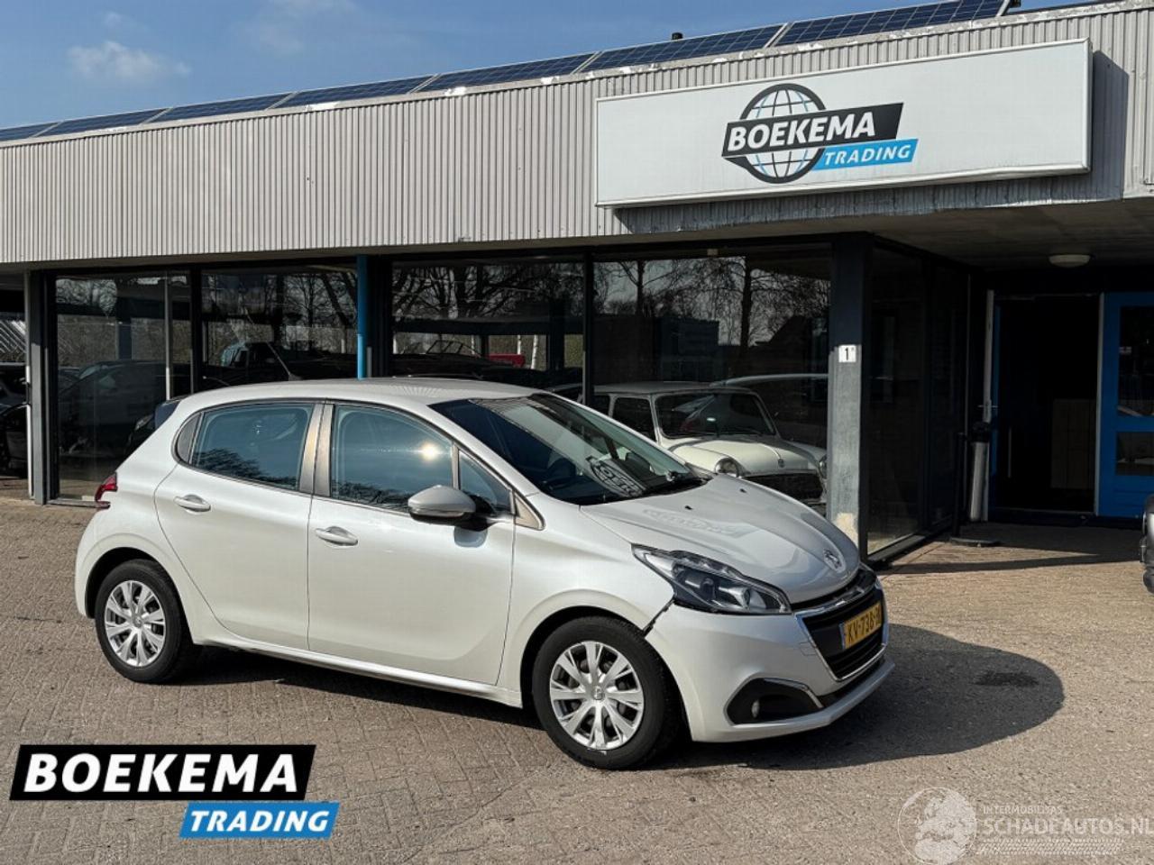 Peugeot 208 1.2 PureTech Blue Lion Navigatie Airco Cruise