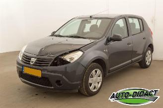 skadebil auto Dacia Sandero 1.2 Ambiance 2009/8