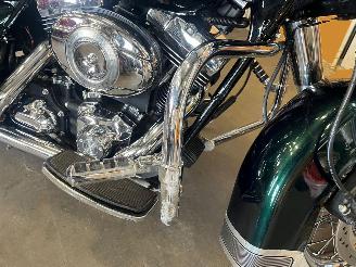 Harley-Davidson Road King Classic 13.775 km Groen picture 31