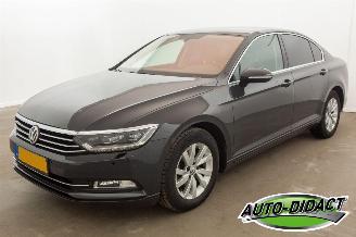 Voiture accidenté Volkswagen Passat 1.4 TSI Automaat Clima Navi Comfortline Business 2018/6
