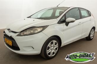 Coche accidentado Ford Fiesta 1.25 Airco Trend 2012/1