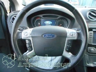Ford Mondeo Mondeo IV Wagon Combi 2.0 TDCi 140 16V (QXBA(Euro 3)) [103kW]  (03-2007/01-2015) picture 12