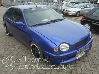 Toyota Corolla Corolla (E11) Hatchback 1.6 16V (4AFE) [81kW]  (04-1997/02-2000) picture 2
