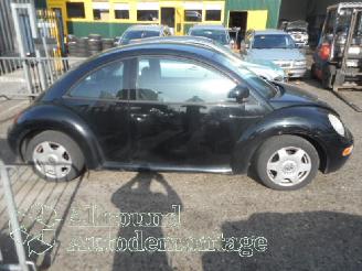 Volkswagen New-beetle New Beetle (9C1/9G1) Hatchback 3-drs 2.0 (AEG) [85kW]  (01-1998/09-201=
0) picture 7