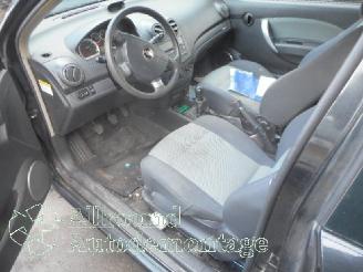 Daewoo Aveo Aveo (250) Hatchback 1.2 16V (B12D1(Euro 5)) [62kW]  (04-2008/05-2011)= picture 9