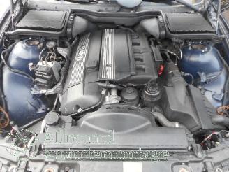BMW 5-serie 5 serie (E39) Sedan 520i 24V (M54-B22(226S1)) [125kW]  (09-2000/06-200=
3) picture 15