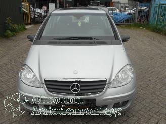 Mercedes A-klasse A (W169) Hatchback 1.5 A-150 (M266.920) [70kW]  (09-2004/06-2012) picture 5