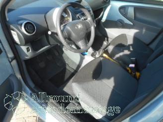 Toyota Aygo Aygo (B10) Hatchback 1.0 12V VVT-i (1KR-FE) [50kW]  (07-2005/05-2014) picture 9