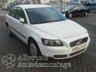 Volvo S-40 S40 (MS) 1.6 D 16V (D4164T) [81kW]  (01-2005/12-2012) picture 2