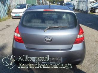 Hyundai I-20 i20 Hatchback 1.2i 16V (G4LA) [57kW]  (09-2008/12-2012) picture 8