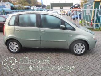 Fiat Idea Idea (350AX) MPV 1.4 16V (843.A.1000(Euro 4) [70kW]  (01-2004/12-2012)= picture 5