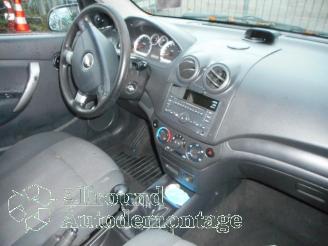 Chevrolet  Aveo (250) Hatchback 1.2 16V (B12D1(Euro 5)) [62kW]  (04-2008/05-2011)= picture 10