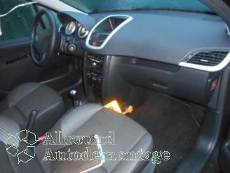 Peugeot 207 207/207+ (WA/WC/WM) Hatchback 1.4 16V Vti (EP3(8FS)) [70kW]  (06-2007/=
10-2013) picture 9