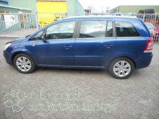 Opel Zafira Zafira (M75) MPV 2.2 16V Direct Ecotec (Z22YH(Euro 4)) [110kW]  (07-20=
05/12-2012) picture 6