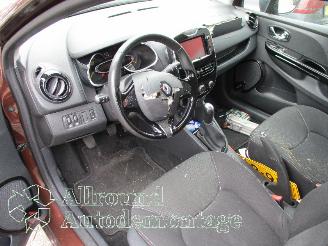 Renault Clio Clio IV Estate/Grandtour (7R) Combi 5-drs 0.9 Energy TCE 90 12V (H4B-4=
00(H4B-A4)) [66kW]  (01-2013/...) picture 9