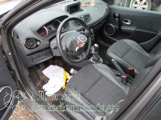 Renault Clio Clio III (BR/CR) Hatchback 1.5 dCi FAP (K9K-770(K9K-67)) [65kW]  (08-2=
010/12-2014) picture 9