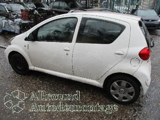Toyota Aygo Aygo (B10) Hatchback 1.0 12V VVT-i (1KR-FE) [50kW]  (07-2005/05-2014) picture 8