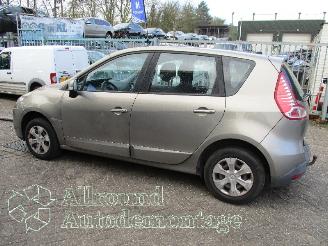 Renault Scenic Scénic III (JZ) MPV 1.6 16V (K4M-858(K4M-R8)) [81kW]  (02-2009/09-20=
16) picture 8
