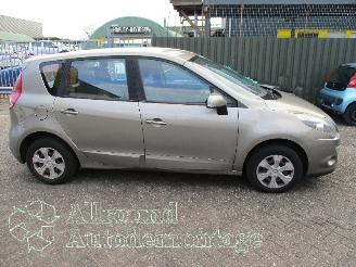 Renault Scenic Scénic III (JZ) MPV 1.6 16V (K4M-858(K4M-R8)) [81kW]  (02-2009/09-20=
16) picture 7
