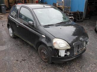 Toyota Yaris 1.3 16V picture 2