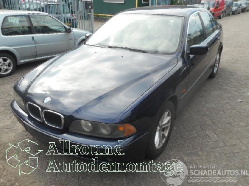 BMW 5-serie 5 serie (E39) Sedan 520i 24V (M54-B22(226S1)) [125kW]  (09-2000/06-200=
3)
