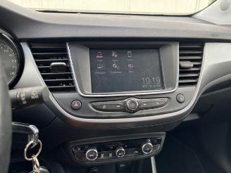 Opel Crossland (X) Edition Autom / R-Kamera / AHK picture 15