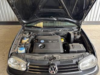Volkswagen Golf IV Variant 1.6 Highline TUV 10-2027 picture 14