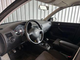 Volkswagen Golf IV Variant 1.6 Highline TUV 10-2027 picture 10