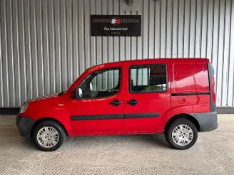 Fiat Doblo 1.3 JTD DPF SX Kombi 5-Sitzer picture 3