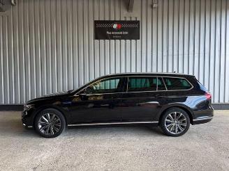 Volkswagen Passat GTE Voll-Leder / LED / R-Kamera picture 3