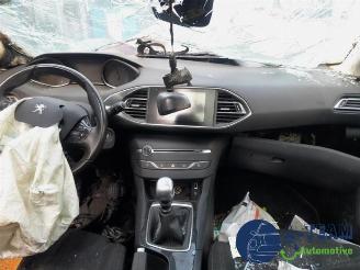 Peugeot 308 308 SW (L4/L9/LC/LJ/LR), Combi 5-drs, 2014 / 2021 1.6 BlueHDi 120 picture 9