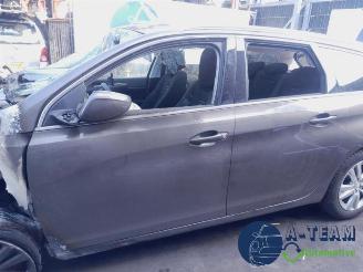 Peugeot 308 308 SW (L4/L9/LC/LJ/LR), Combi 5-drs, 2014 / 2021 1.6 BlueHDi 120 picture 4