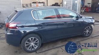 Peugeot 308 308 (L3/L8/LB/LH/LP), Hatchback 5-drs, 2013 / 2021 1.6 BlueHDi 120 picture 5